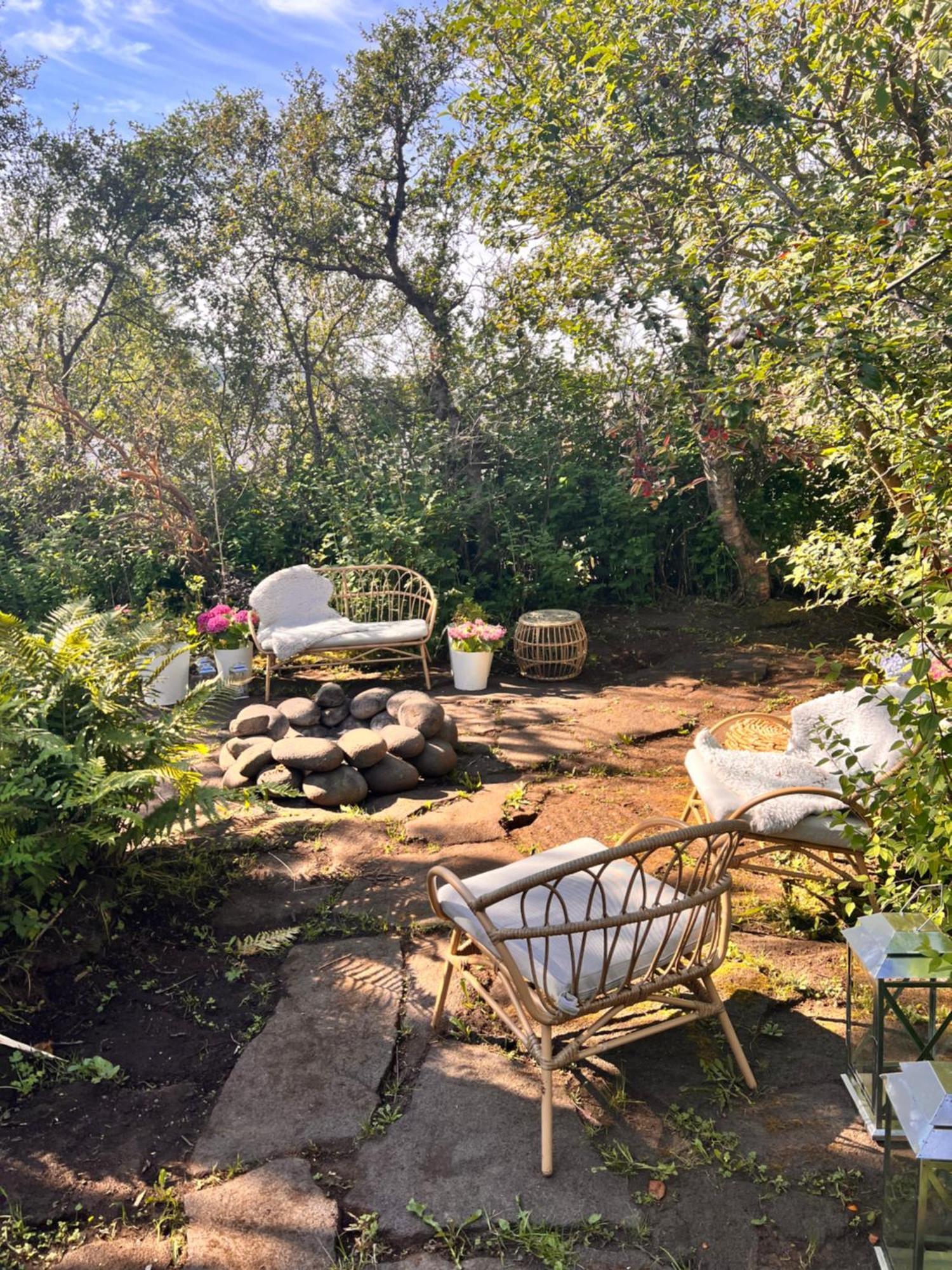 Casa Disa - Dreams, A Boutique Guesthouse In Reykjavik City'S Central Park And Botanical Garden In Laugardalur, Hot-Spring-Valley エクステリア 写真